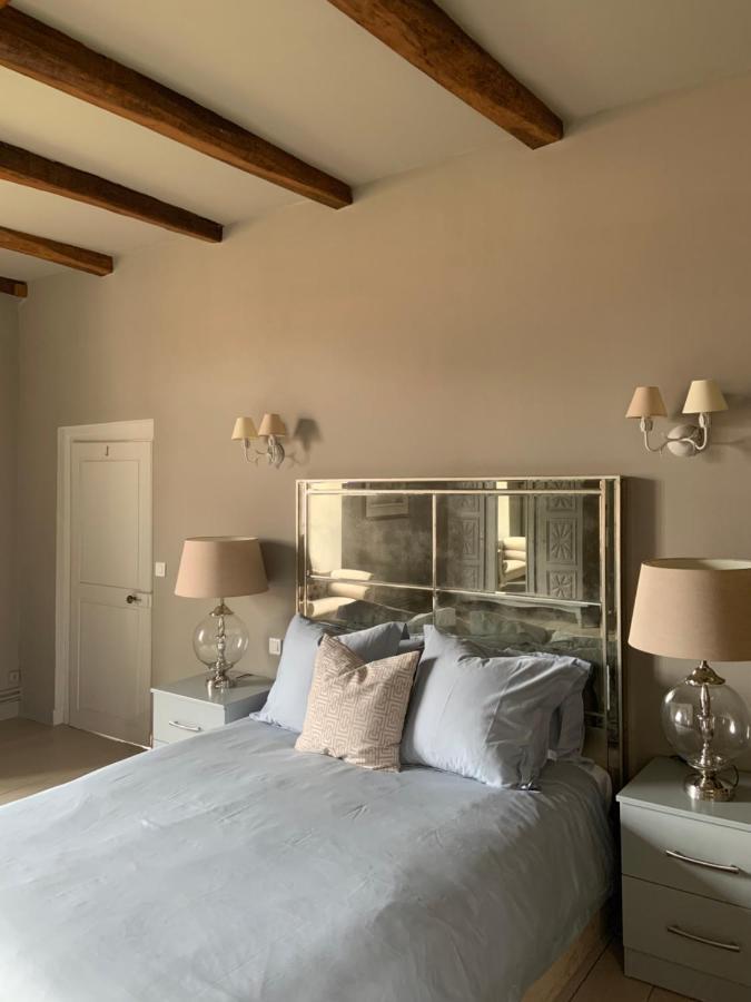 Bed and Breakfast Le Petit Manoir à Brux Extérieur photo